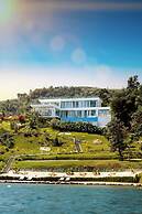 Ever Retreat B&P Beach Villa