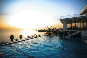 Ever Retreat B&P Beach Villa