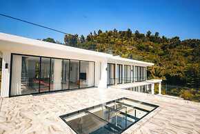 Ever Retreat B&P Beach Villa