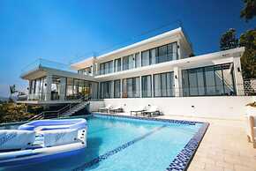 Ever Retreat B&P Beach Villa