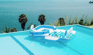 Ever Retreat B&P Beach Villa