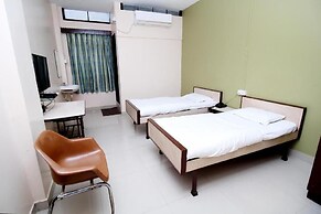 Hotel Gomatgiri