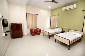 Hotel Gomatgiri