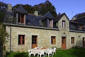 Semi-detached House, Benodet