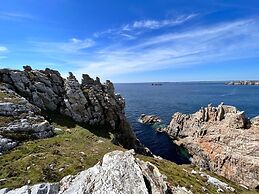 Holiday Home in Crozon With sea Beach