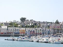 Holiday Home in Crozon With sea Beach