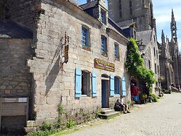 Holiday Home in Crozon With sea Beach