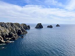 Holiday Home in Crozon With sea Beach