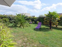 Holiday Home in Crozon With sea Beach