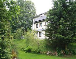 Schone Ferienwohnung mit Terrasse, Altenberg