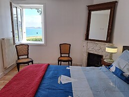 XXL Holiday Home Directly by the sea