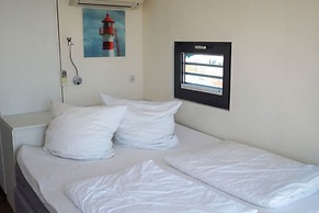 Hausboot in Boltenhagen