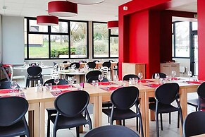 Resort Amboise Les Chateaux de la Loire, Accommodation for 8 Pers