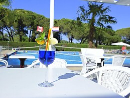 New Apartment in Baia Domzia Near the sea