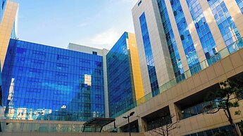 Incheon Airport Global Hotel & Suites