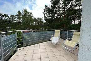 Holiday House With Sauna and Garden, Pobierowo