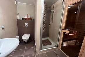 Holiday House With Sauna and Garden, Pobierowo