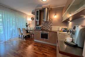 Holiday House With Sauna and Garden, Pobierowo