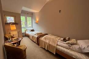 Holiday House With Sauna and Garden, Pobierowo