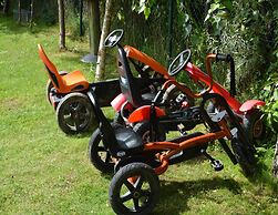 Holiday Cottages Near the Sea, Sarbinowo