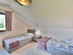 Holiday House With Whirlpool, Sulechowo