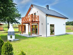 Holiday House With Whirlpool, Sulechowo