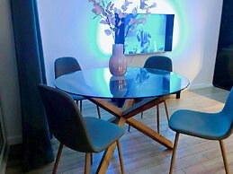 House With a Private Swimming Pool and Sauna