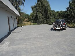 House With a Private Swimming Pool and Sauna