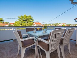 Apartments in House Liveric, in Vir at the Beach