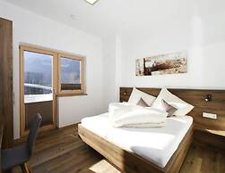 Apartment in Aschau at a Tennis Court