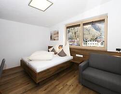 Apartment in Aschau at a Tennis Court