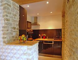 Semi-detached House, Brucheville