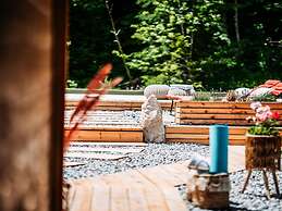 Hideway Chalet Gamsgluck With Pool and Sauna