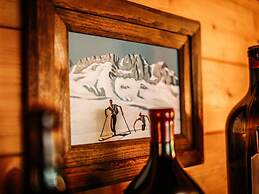 Hideway Chalet Gamsgluck With Pool and Sauna