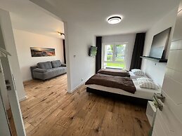 Comfortable, Large Holiday Villa, Ustronie Morskie