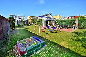 Comfortable, Large Holiday Villa, Ustronie Morskie