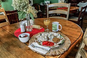 Greer Room 1 Bedroom by Main Street Bed & Breakfast