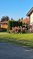 Apartment With a Swimming Pool in Stepniczka