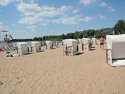 Apartment With a Swimming Pool in Stepniczka