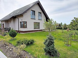 Apartment With a Swimming Pool in Stepniczka