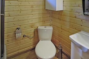 Holiday Resort With the Pool, Wiselka