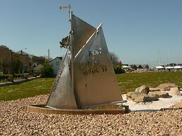 Holiday Home in Lannilis Near Sea