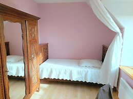 Holiday Home in Lannilis Near Sea