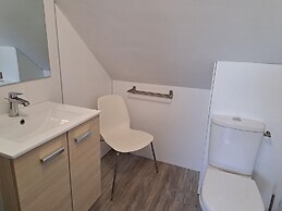 Holiday Home 10 Pers., Panoramic sea View, Cleder