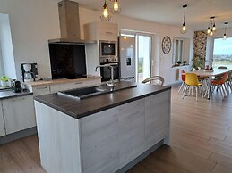 Holiday Home 10 Pers., Panoramic sea View, Cleder
