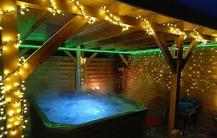 Comfortable Holiday Homes With Jacuzzi, Niechorze