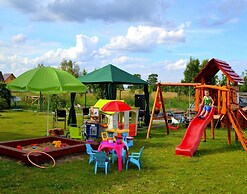 Comfortable Holiday Homes With Jacuzzi, Niechorze