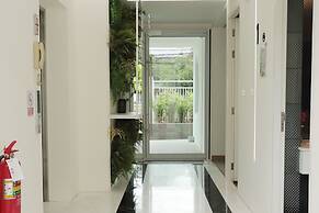 ResT Bangkok Poshtel