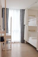 ResT Bangkok Poshtel