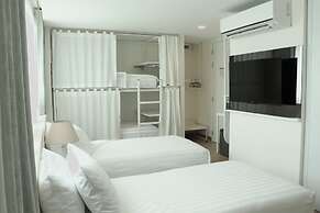 ResT Bangkok Poshtel